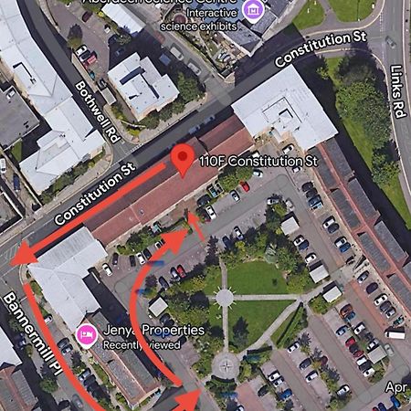 Comfortable, Self Contained 2 Double Beds Town Apartment Near Pittodrie Stadium Aberdeen Exterior photo